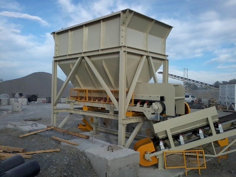 Feed Hoppers