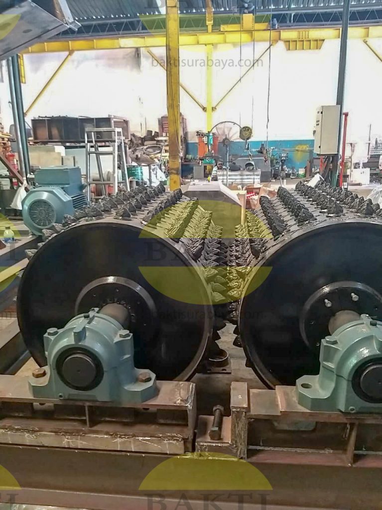 Mesin Stone Crusher Roller Crusher